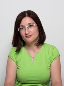 Lenka Vrzalová1