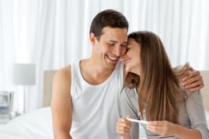 Kinder geboren nach IVF Behandlung